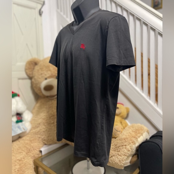 EUC Men’s Large Burberry Brit V-Neck Cotton Tee With Logo Embroidered In Black - Picture 7 of 14